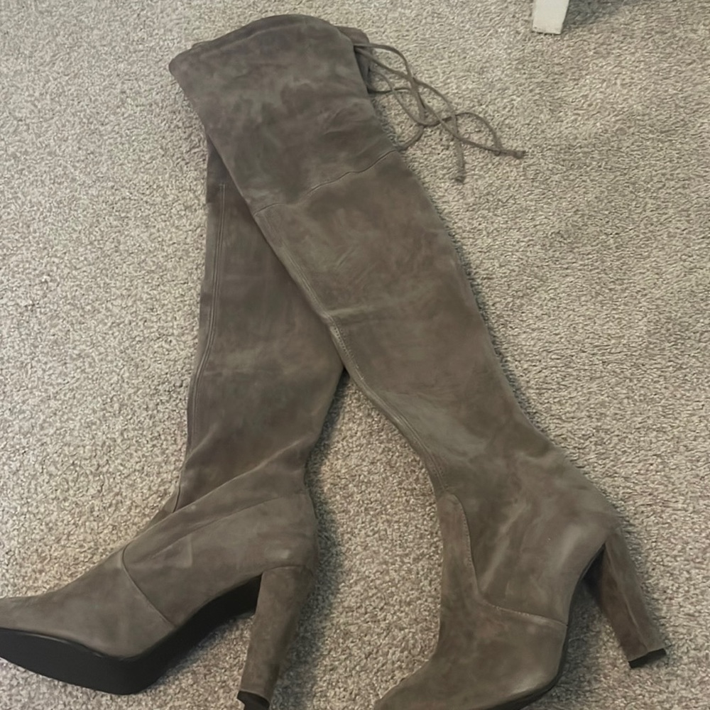 Stuart Weitzman Highland boot in topo grey suede NWOT